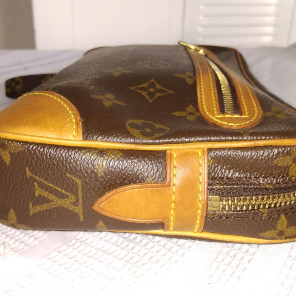 Louis Vuitton Brown Monogram Canvas Wristlet with Tan Accents - Picture 4 of 15